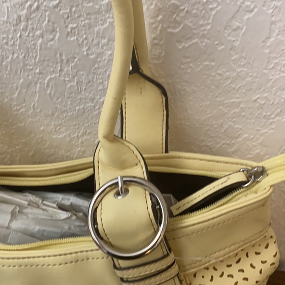 Purse - Picture 2 of 6